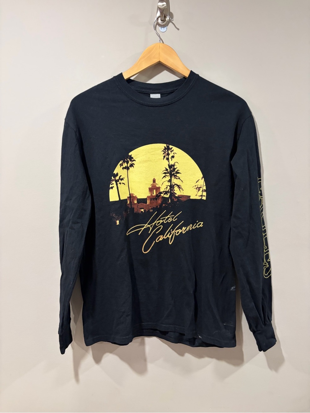Eagles Hotel California Tour 2022 Long Sleeve Concert Shirt Black Medium